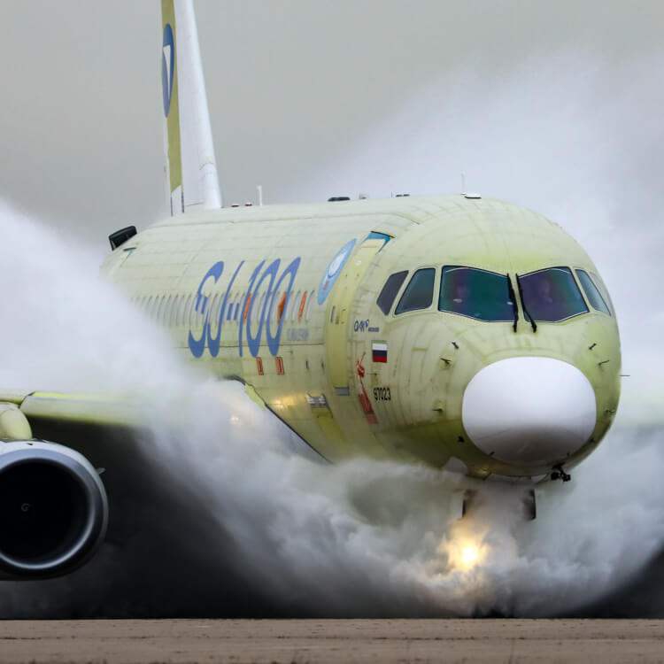 Россия столкнется с нехваткой гражданских самолетов?